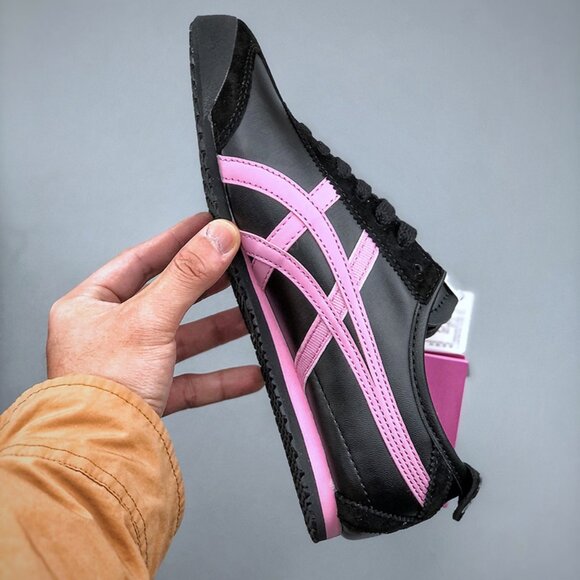 Onitsuka Tiger Mexico 66 Black Leather Sneakers - Picture 2 of 9